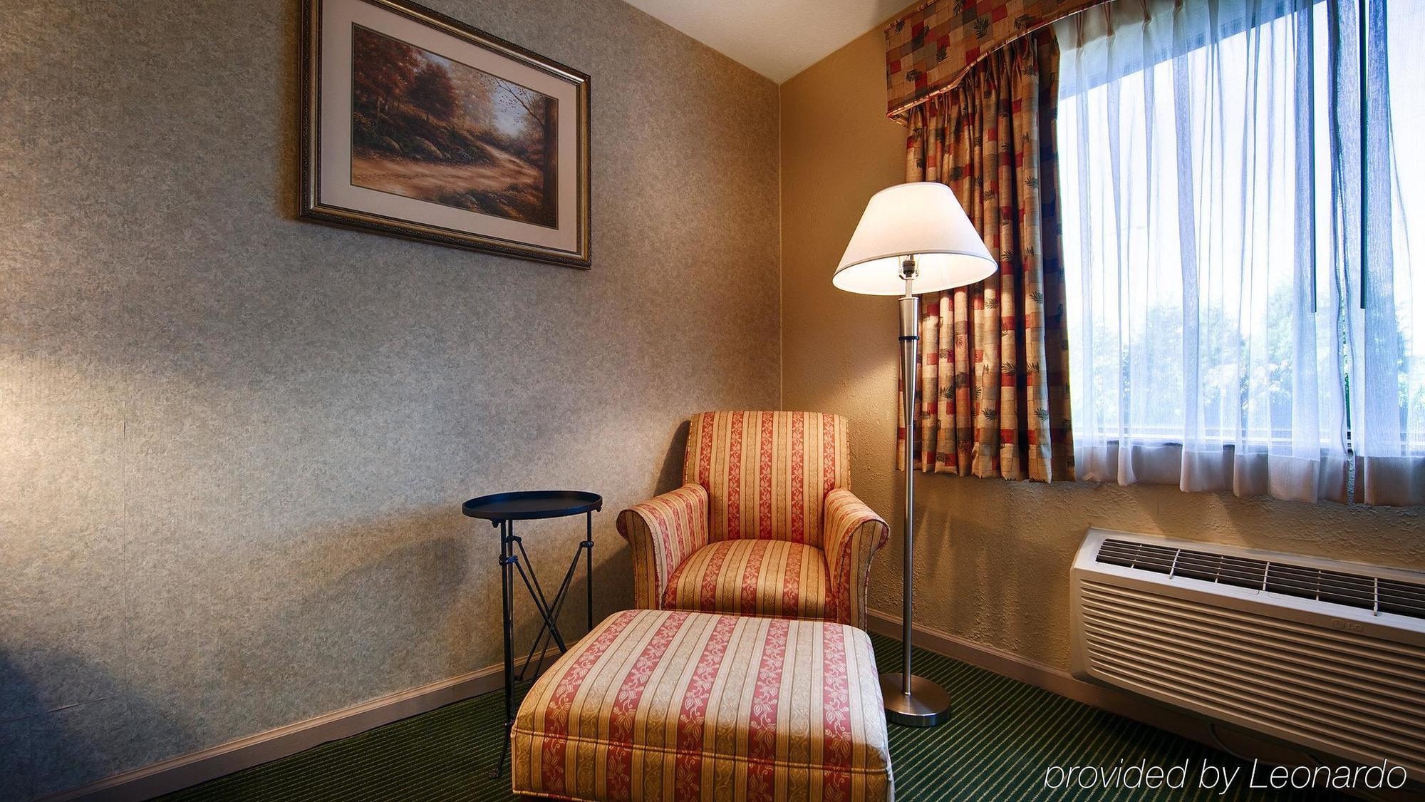 Best Western Shepherdsville Ngoại thất bức ảnh